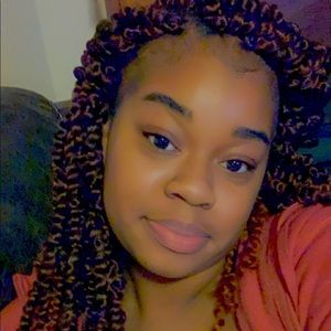 Meet your Posher, Shayla